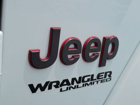 Used 2019 Jeep Wrangler Unlimited Rubicon AWD/4WD image 8