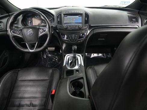 Used 2017 Buick Regal GS w/ Driver Confidence Package #2 image 40