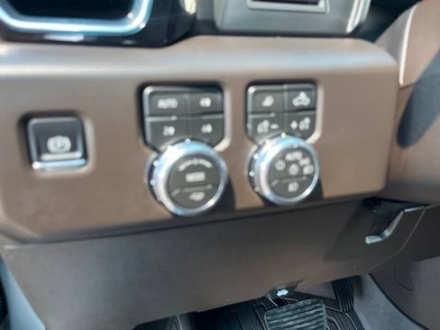 Used 2026 GMC Sierra 2500 Denali AWD/4WD image 15
