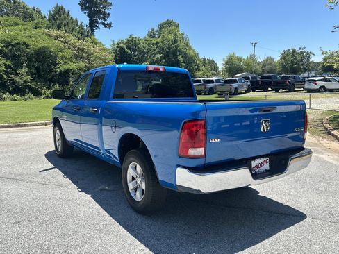 Used 2024 RAM 1500 Classic SLT AWD/4WD image 7
