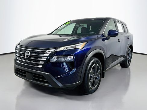 Used 2024 Nissan Rogue SV FWD image 10