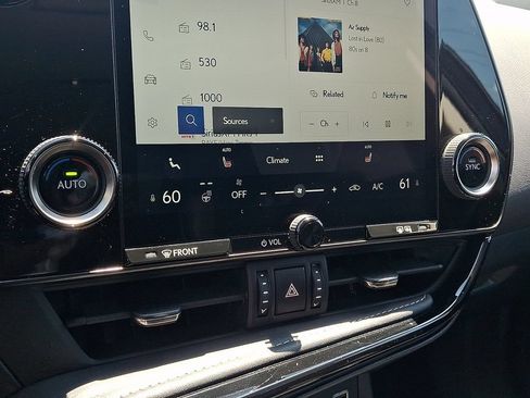 Used 2025 Lexus NX 350 AWD w/ Accessory Package (2T) image 17