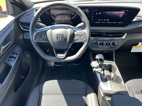 New 2026 Buick Envista Preferred w/ Convenience I Package FWD image 17