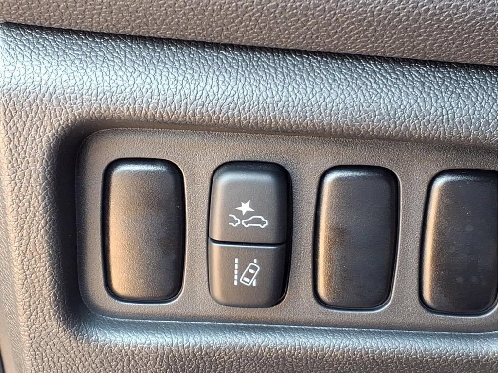 Used 2024 Mitsubishi Outlander Sport ES AWD/4WD image 9