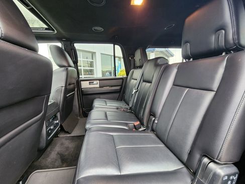 Used 2017 Ford Expedition EL Limited w/ Equipment Group 301A AWD/4WD image 38