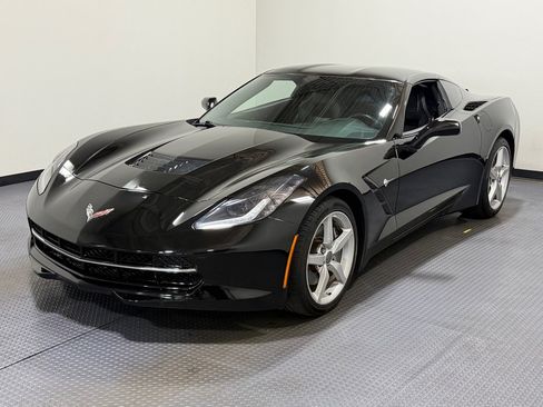 Used 2014 Chevrolet Corvette Stingray Coupe RWD image 1