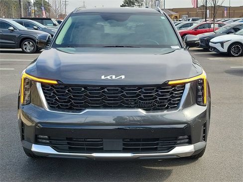 Used 2025 Kia Sorento EX image 2