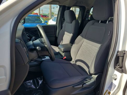 Certified 2025 Nissan Frontier S w/ S Utility Package RWD image 12