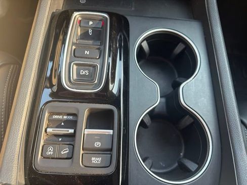 Used 2023 Honda Pilot Touring image 38