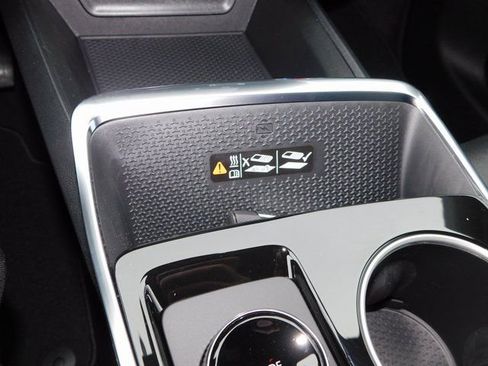 New 2026 Chevrolet Equinox LT w/ Convenience Package II image 36