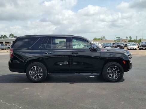 Used 2024 Chevrolet Tahoe Z71 w/ Luxury Package image 18