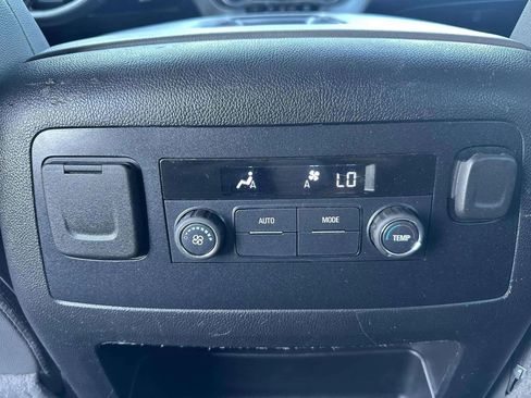 Used 2020 Chevrolet Tahoe LT image 20