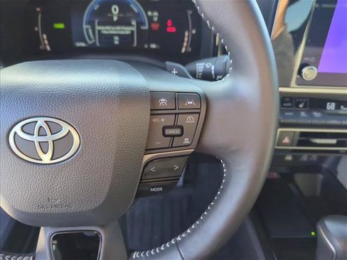 Certified 2025 Toyota Camry SE w/ Convenience Package FWD image 17