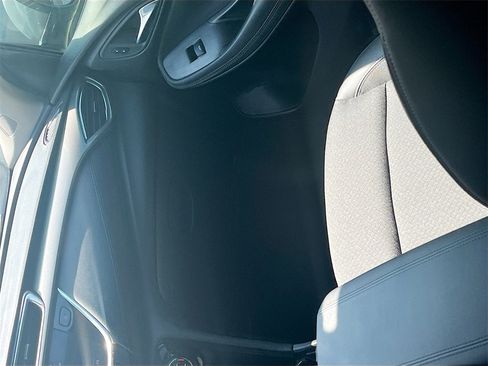 Used 2023 Buick Encore GX Select w/ Safety Package II image 23