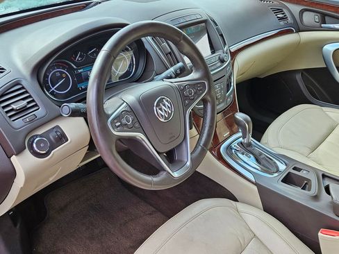 Used 2015 Buick Regal image 12