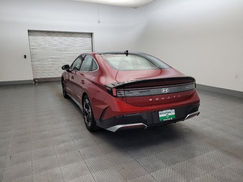 Used 2024 Hyundai Sonata SEL w/ Convenience Package FWD image 5