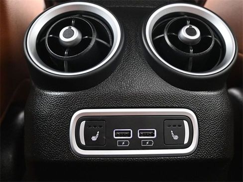 Used 2022 Alfa Romeo Giulia Ti image 16