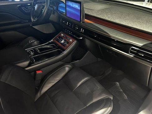 Used 2023 Lincoln Aviator Reserve w/ Equipment Group 201A AWD/4WD image 23