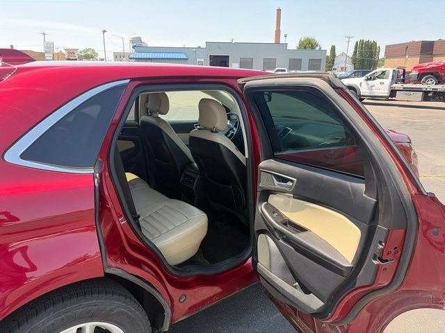 Used 2015 Ford Edge SEL w/ Equipment Group 201A AWD/4WD image 18