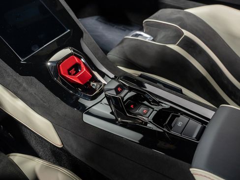 Used 2024 Lamborghini Huracan Tecnica RWD image 51