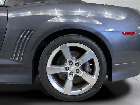 Used 2010 Chevrolet Camaro SS w/ RS Package RWD image 37