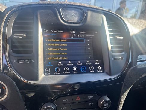 Used 2019 Chrysler 300 S RWD image 6