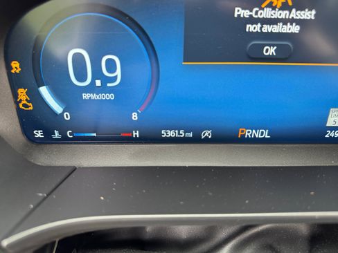 New 2024 Ford Escape ST-Line Select w/ Tech Pack #2 image 11