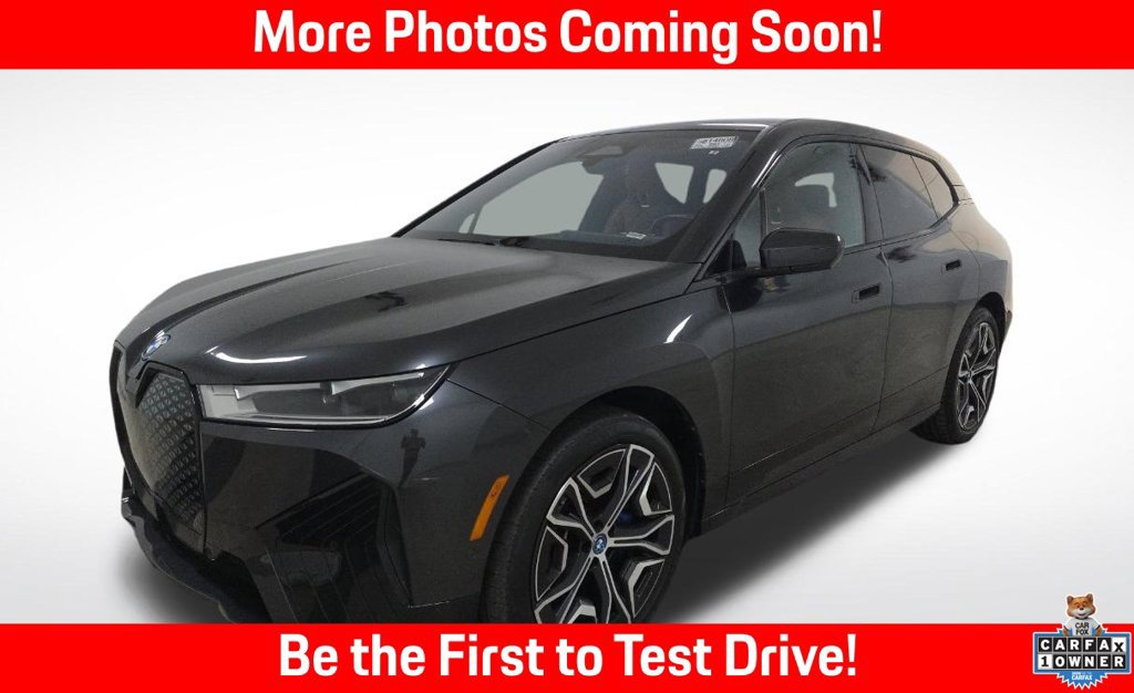 Used 2025 BMW iX xDrive50 w/ Sport Package AWD/4WD image 1