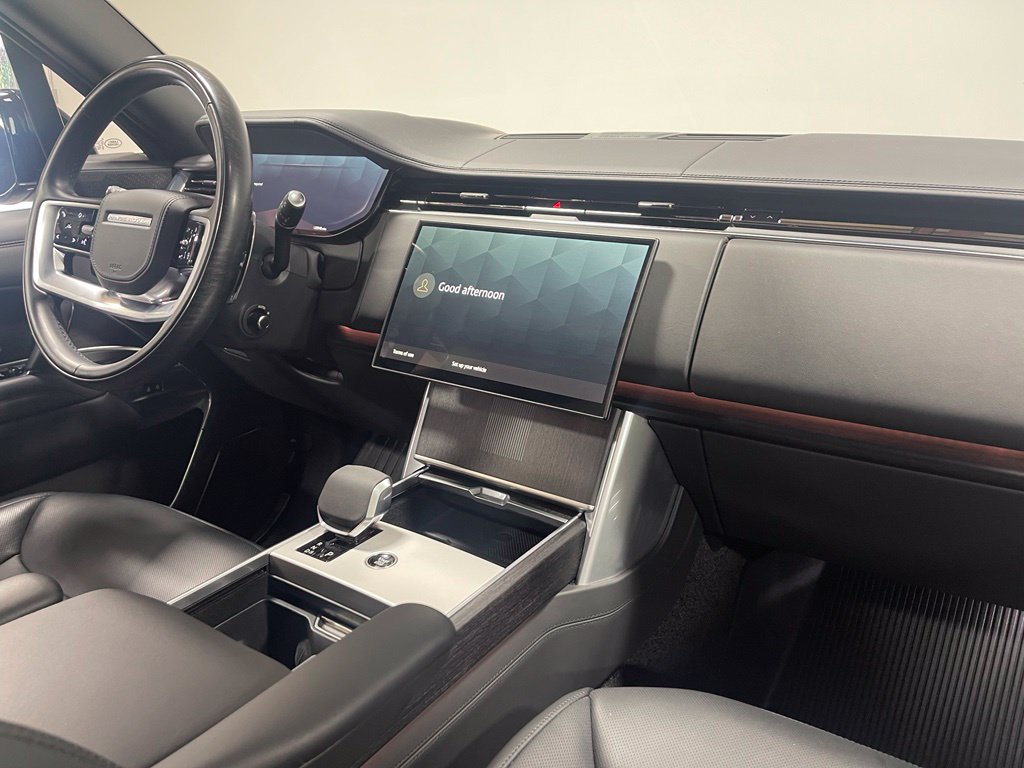 Used 2025 Land Rover Range Rover Autobiography AWD/4WD image 28