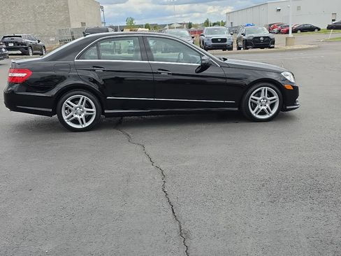 Used 2013 Mercedes-Benz E 350 4MATIC Sedan image 10