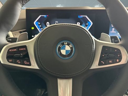 Used 2026 BMW X5 xDrive50e w/ M Sport Package image 16