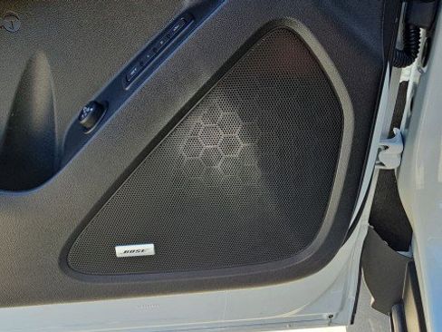 Used 2019 Chevrolet Equinox Premier image 24