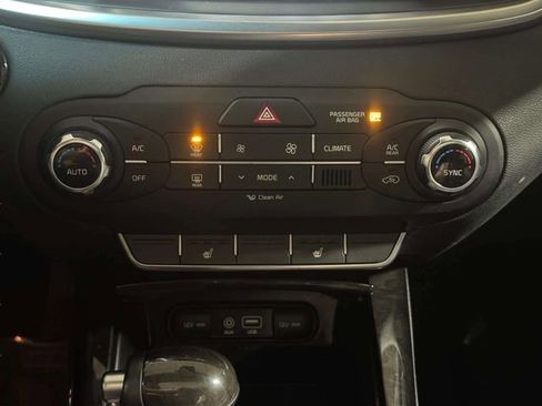 Used 2018 Kia Sorento EX w/ EX Advanced Touring Package image 21