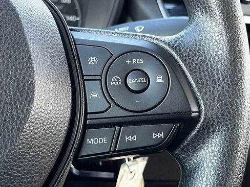 Used 2023 Toyota Corolla LE image 22