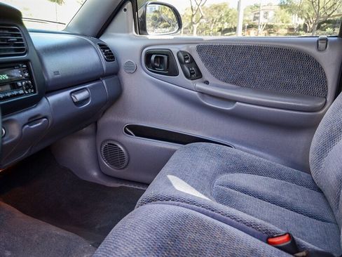 Used 1998 Dodge Dakota SLT image 22