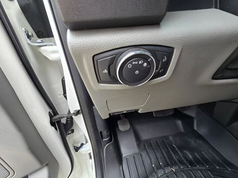 Used 2020 Ford F350 XL w/ STX Appearance Package RWD image 23