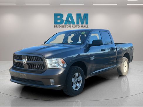 Used 2017 RAM 1500 Express image 3