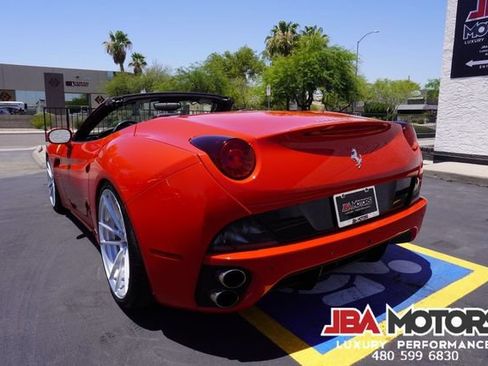 Used 2014 Ferrari California RWD image 75