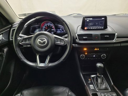 Used 2018 MAZDA MAZDA3 Grand Touring FWD image 22
