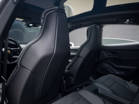 Used 2023 Porsche Taycan w/ Premium Package image 64