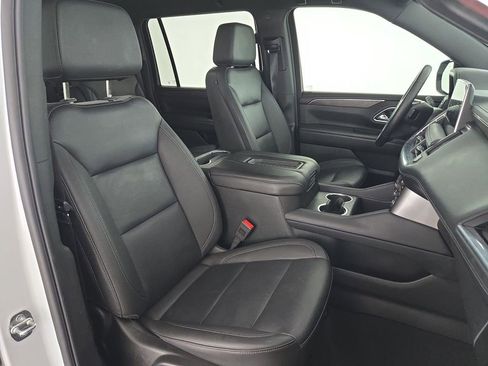 Certified 2024 Chevrolet Suburban Z71 w/ Z71 Off-Road Package AWD/4WD image 34