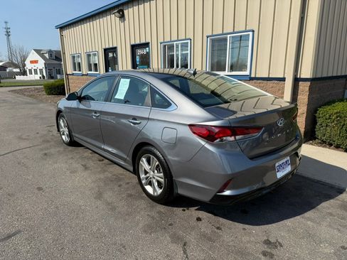 Used 2019 Hyundai Sonata SEL w/ Tech Package 02 FWD image 6