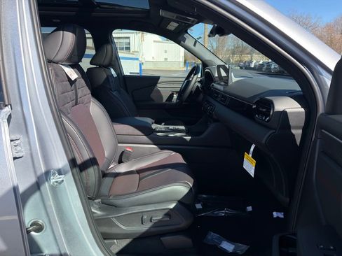 New 2026 Honda Pilot Black Edition image 25