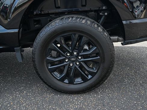 Used 2025 Ford F150 Lariat AWD/4WD image 13
