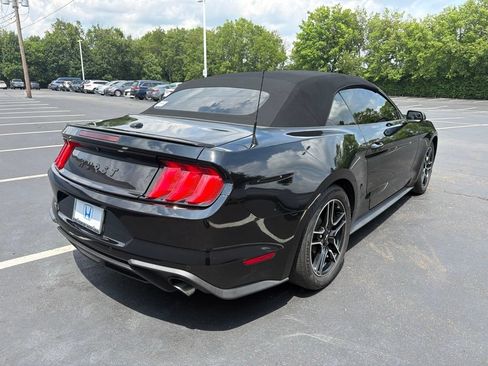Used 2020 Ford Mustang Premium RWD image 5