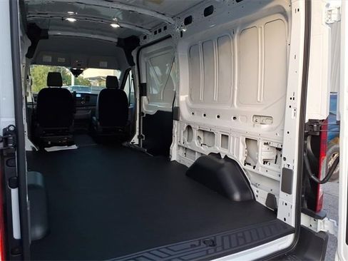 New 2025 Ford Transit 250 148 Medium Roof image 7