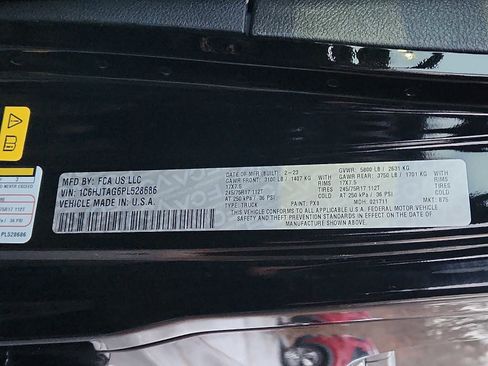 Used 2023 Jeep Gladiator Sport image 26