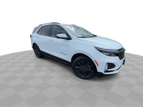 Certified 2024 Chevrolet Equinox RS w/ LPO, Floor Liner Package AWD/4WD image 2