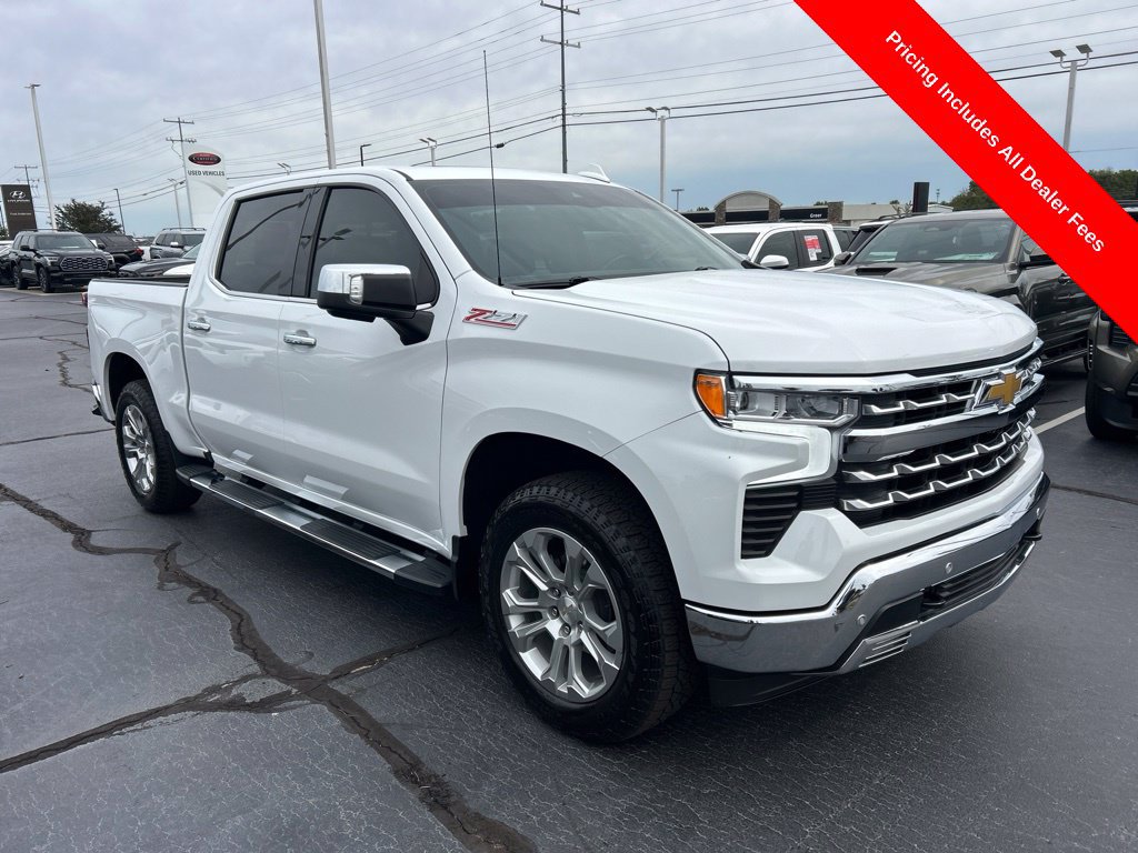 Used 2024 Chevrolet Silverado 1500 LTZ w/ LTZ Premium Package AWD/4WD image 27