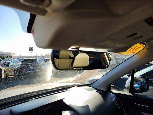 Used 2018 Subaru Forester 2.5i Limited image 12